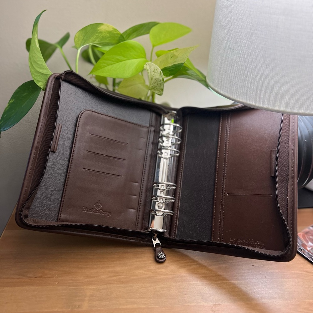 Franklin Covey Brown Planner Binder Cover | Microfiber w/ Napa Leather Trim 🤎 - Picture 3 of 16